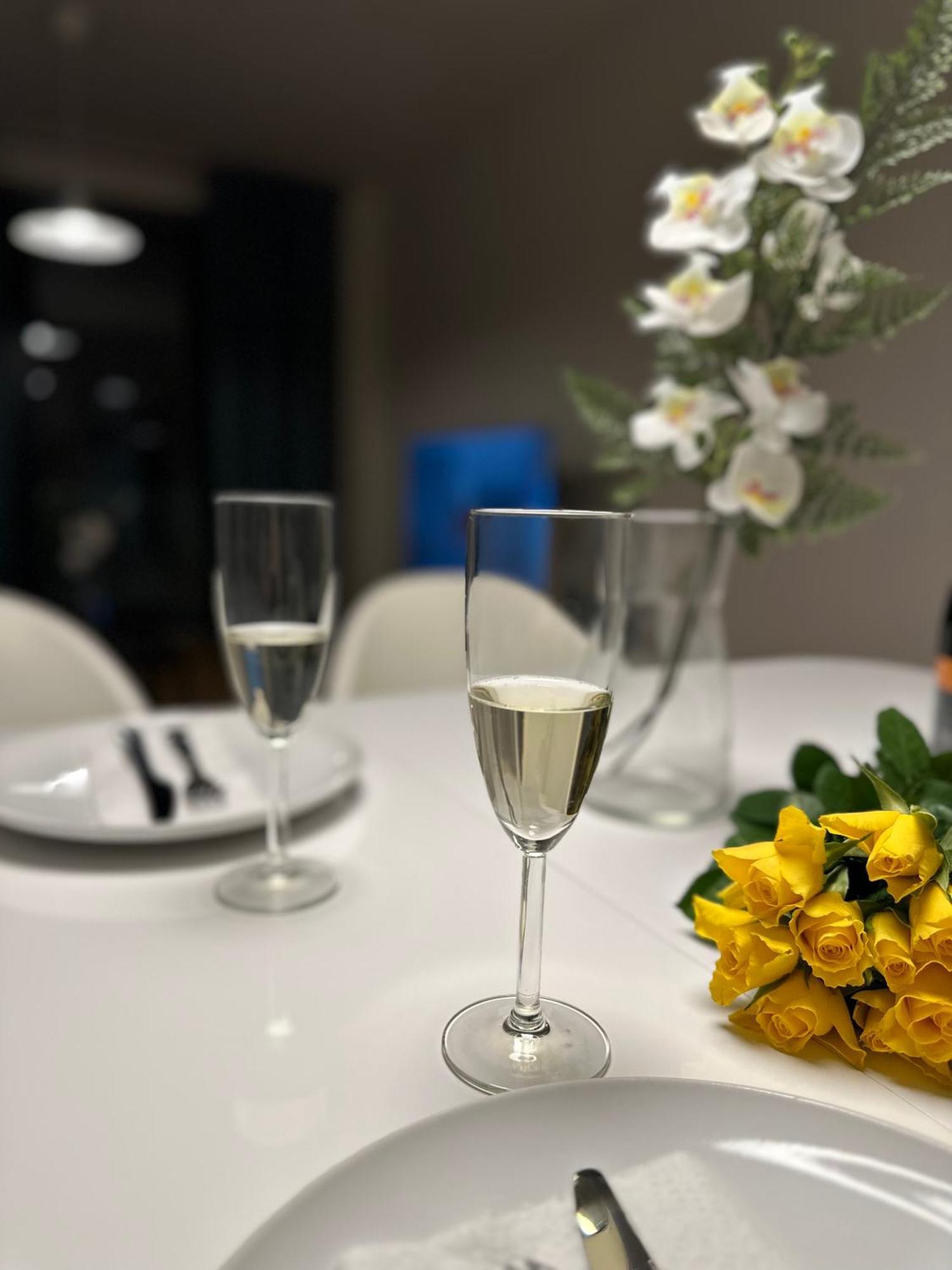 4 Room, 2 Bath, Parking Apartmán *