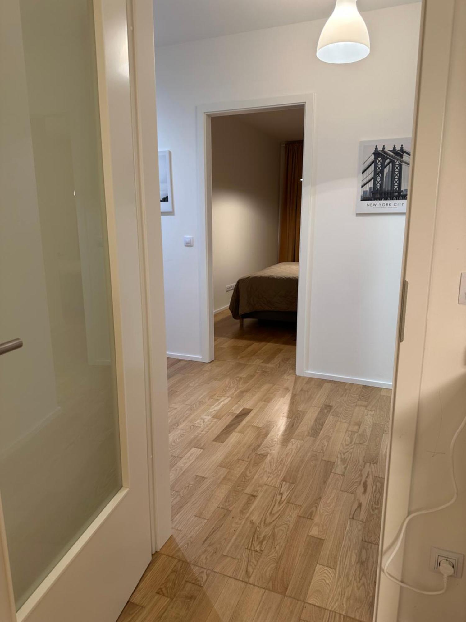 4 Room, 2 Bath, Parking Apartmán