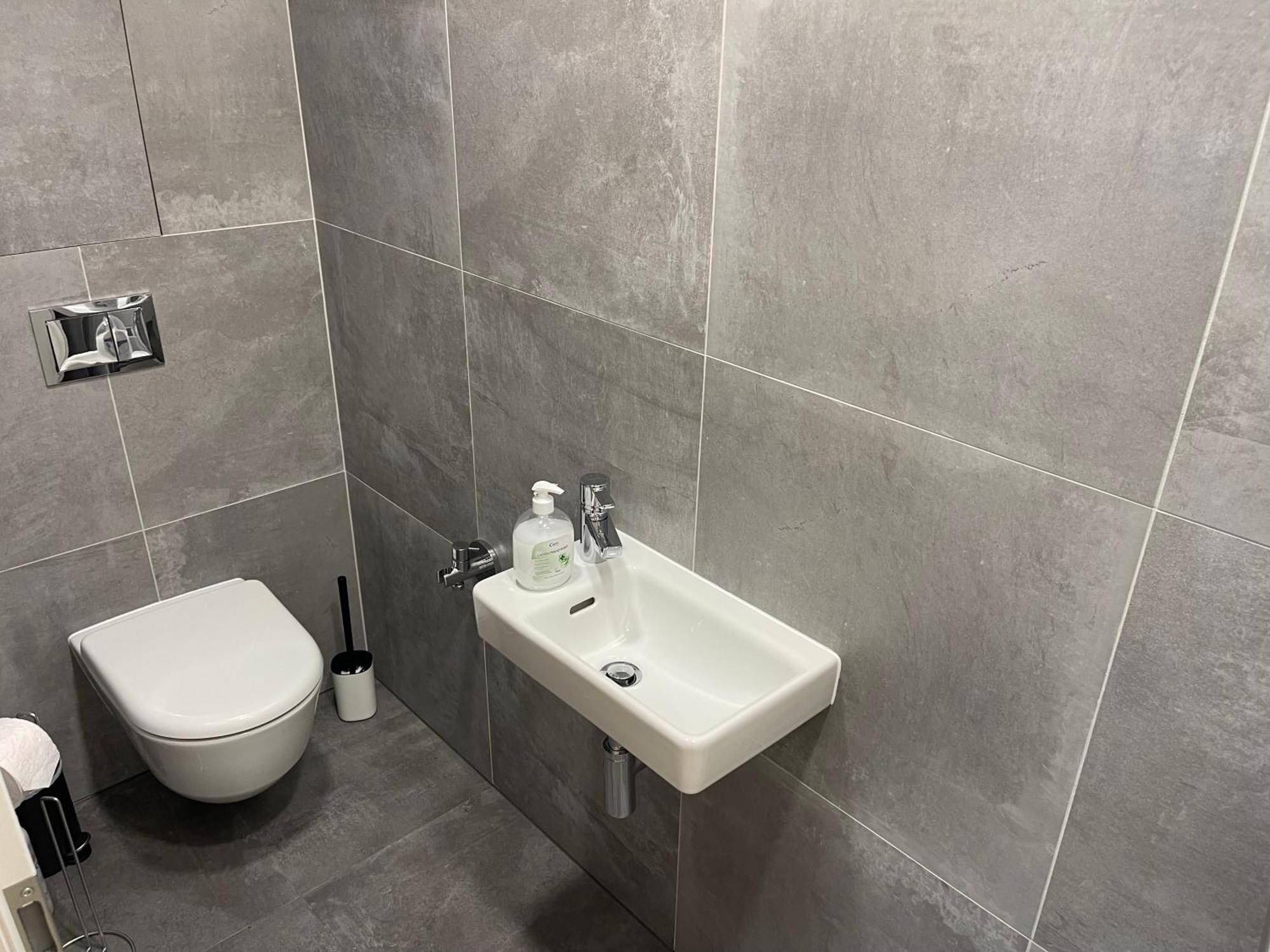 Apartmán 4 Room, 2 Bath, Parking Praha
